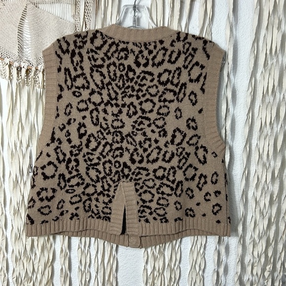See By Chloe Virgin Wool Leopard Button Front Vest US12 - Picture 5 of 10